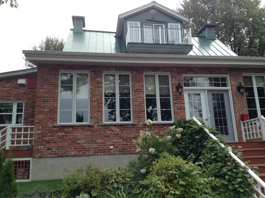 La Belle Aux Berges Bed and Breakfast Saint-Denis-sur-Richelieu Buitenkant foto